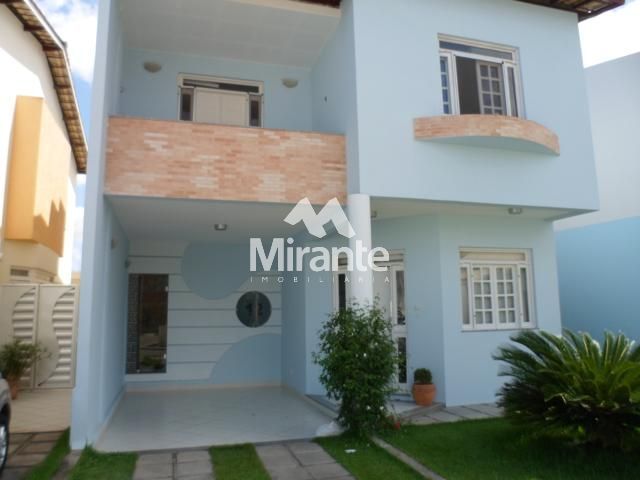 Casa de Condomínio Para Vender com 3 quartos sendo  1 suítes no bairro Tomba em Feira De Santana