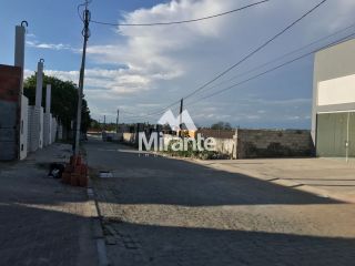 Lote / Terreno de Bairro Para Vender no bairro Sim em Feira De Santana