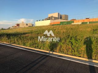 Lote / Terreno de Bairro Para Vender no bairro Km 12 em Feira De Santana