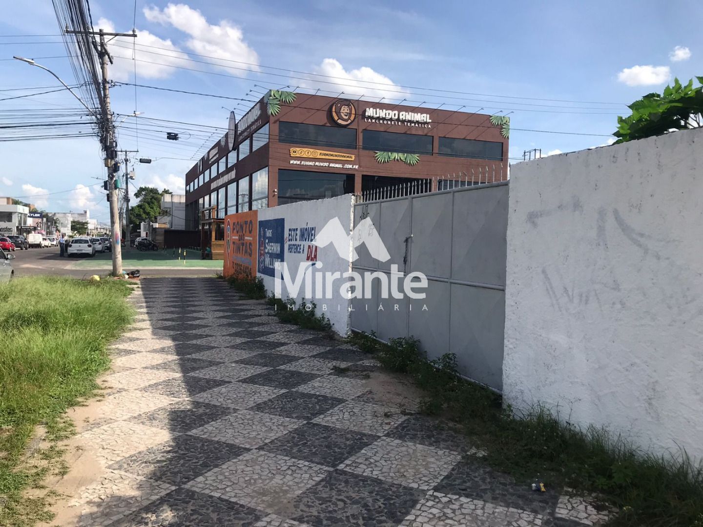 Lote / Terreno de Bairro Para Alugar no bairro Capuchinhos em Feira De Santana