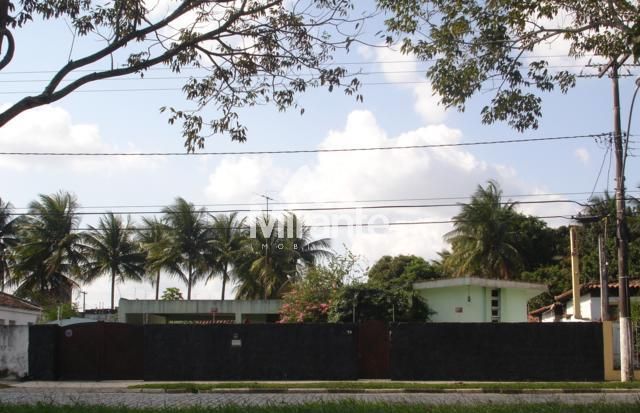 Casa Para Vender com 3 quartos no bairro Parque Getúlio Vargas em Feira De Santana