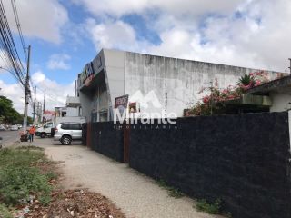 Casa Para Vender com 3 quartos no bairro Parque Getúlio Vargas em Feira De Santana