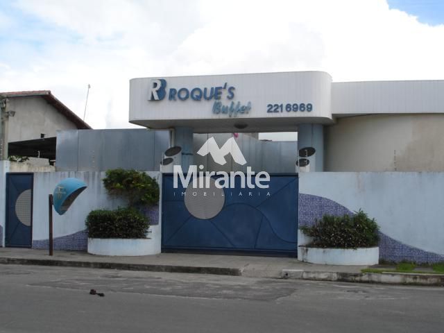 Casa Para Alugar com 5 quartos no bairro Brasília em Feira De Santana