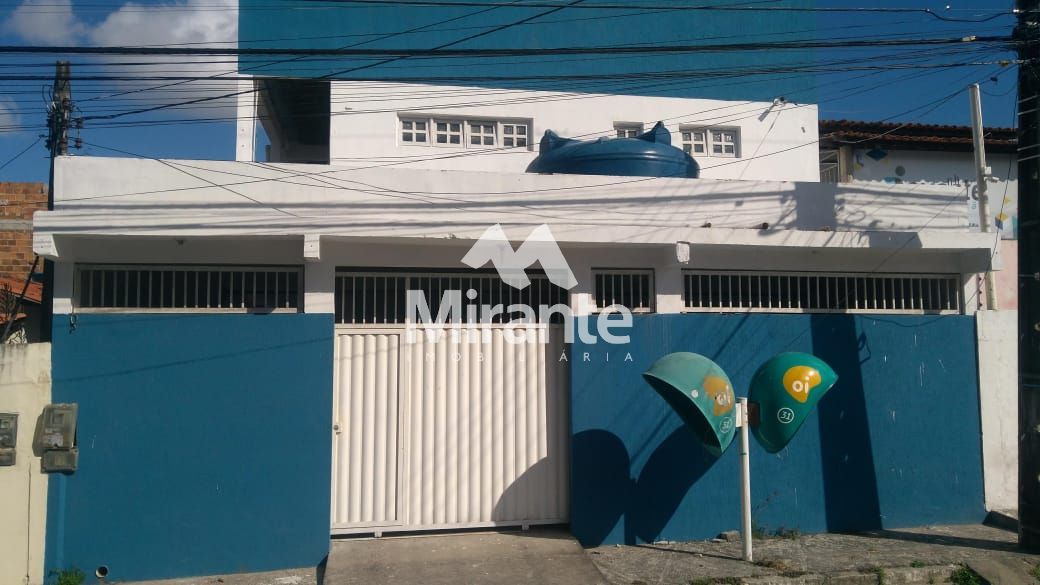 Prédio / Edifício Inteiro Comercial Para Alugar no bairro Cidade Nova em Feira De Santana