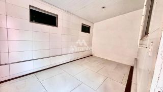 Casa Para Vender com 6 quartos no bairro Santa Mônica em Feira De Santana