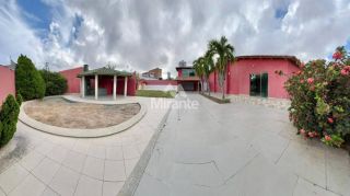 Casa Para Vender com 6 quartos no bairro Santa Mônica em Feira De Santana