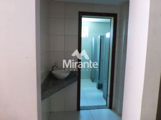 Casa Para Vender com 6 quartos no bairro Santa Mônica em Feira De Santana