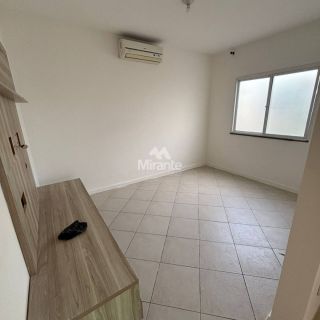 Casa Para Aluguel com 3 quartos sendo 1 suítes no bairro Lagoa Salgada em Feira de Santana