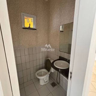 Casa Para Aluguel com 3 quartos sendo 1 suítes no bairro Lagoa Salgada em Feira de Santana