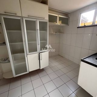 Casa Para Aluguel com 3 quartos sendo 1 suítes no bairro Lagoa Salgada em Feira de Santana