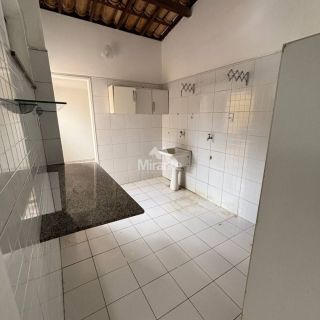 Casa Para Aluguel com 3 quartos sendo 1 suítes no bairro Lagoa Salgada em Feira de Santana