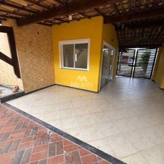 Casa Para Aluguel com 3 quartos sendo 1 suítes no bairro Lagoa Salgada em Feira de Santana