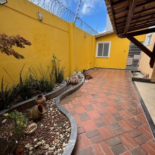 Casa Para Aluguel com 3 quartos sendo 1 suítes no bairro Lagoa Salgada em Feira de Santana