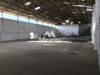 Galpão / Depósito / Armazém Para Alugar no bairro BR 324 em Feira De Santana