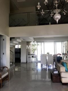 Casa de Condomínio Para Vender com 4 quartos sendo 4 suítes no bairro Sim em Feira De Santana