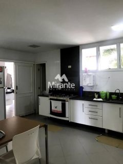 Casa de Condomínio Para Vender com 4 quartos sendo 4 suítes no bairro Sim em Feira De Santana