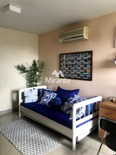 Casa de Condomínio Para Vender com 4 quartos sendo 4 suítes no bairro Sim em Feira De Santana