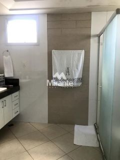 Casa de Condomínio Para Vender com 4 quartos sendo 4 suítes no bairro Sim em Feira De Santana