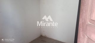 Casa Para Alugar com 4 quartos sendo 1 suítes no bairro Olhos D Água em Feira De Santana