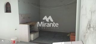 Casa Para Alugar com 4 quartos sendo 1 suítes no bairro Olhos D Água em Feira De Santana