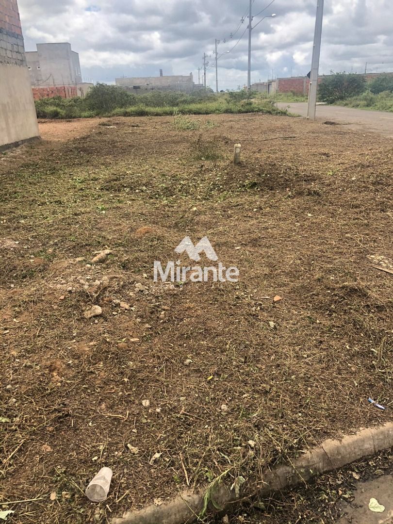 Lote / Terreno de Bairro Para Vender no bairro Santo Antônio dos Prazeres em Feira De Santana
