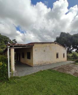 Sítio à venda, com 21780 m², excelente localização e fácil acesso por R$ 850.000 - Limoeiro - Feira de Santana/BA