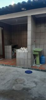 Casa Para Vender com 4 quartos sendo 2 suítes no bairro Santa Mônica em Feira De Santana