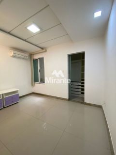 Casa de Condomínio Para Vender com 4 quartos sendo 3 suítes no bairro Brasília em Feira De Santana