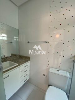 Casa de Condomínio Para Vender com 4 quartos sendo 3 suítes no bairro Brasília em Feira De Santana
