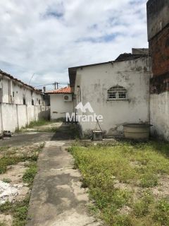 Casa Para Alugar no bairro Centro em Feira De Santana
