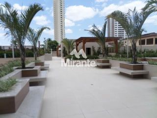 Apartamento Para Vender com 4 quartos sendo 4 suítes no bairro Santa Mônica em Feira De Santana