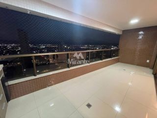 Apartamento Para Vender com 4 quartos sendo 4 suítes no bairro Santa Mônica em Feira De Santana