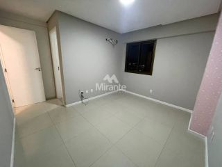 Apartamento Para Vender com 4 quartos sendo 4 suítes no bairro Santa Mônica em Feira De Santana