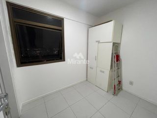 Apartamento Para Vender com 4 quartos sendo 4 suítes no bairro Santa Mônica em Feira De Santana