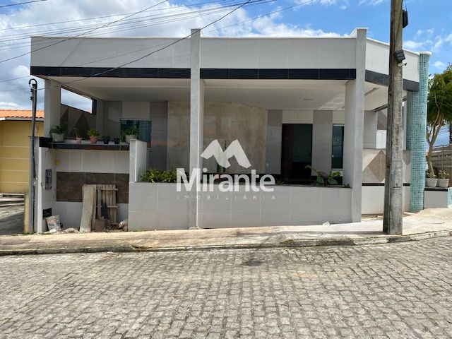 Casa de Condomínio Para Vender com 3 quartos sendo 2 suítes no bairro Santo Antônio dos Prazeres em Feira De Santana