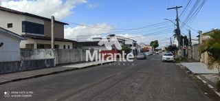 Casa Para Vender com 3 quartos no bairro Brasília em Feira De Santana