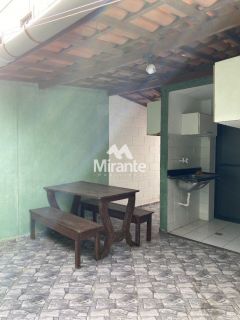 Casa de Condomínio Para Vender com 3 quartos 1 suítes no bairro Santa Mônica em Feira De Santana