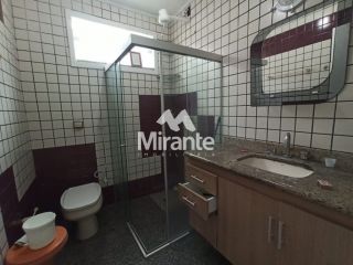 Casa Para Vender com 3 quartos sendo 1 suítes no bairro Santa Mônica em Feira De Santana
