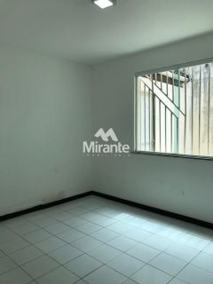 Casa Para Vender com 3 quartos sendo 1 suítes no bairro Santa Mônica em Feira De Santana