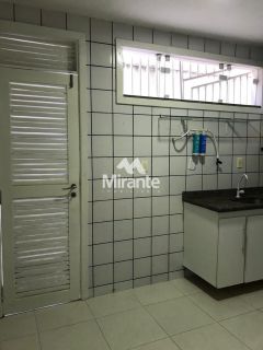 Casa Para Vender com 3 quartos sendo 1 suítes no bairro Santa Mônica em Feira De Santana