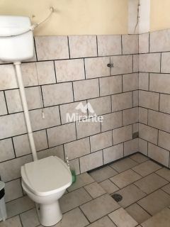 Casa Para Vender com 3 quartos sendo 1 suítes no bairro Santa Mônica em Feira De Santana