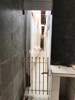 Casa Para Vender com 3 quartos sendo 1 suítes no bairro Santa Mônica em Feira De Santana