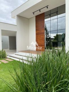 Casa Para Vender com 3 quartos no bairro Cidade Nova em Feira De Santana