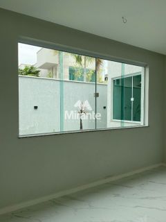 Casa Para Vender com 3 quartos no bairro Cidade Nova em Feira De Santana