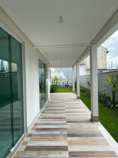 Casa Para Vender com 3 quartos no bairro Cidade Nova em Feira De Santana