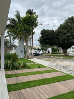 Casa Para Vender com 3 quartos no bairro Cidade Nova em Feira De Santana