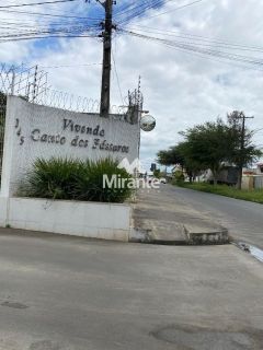 Casa Para Vender com 3 quartos no bairro Cidade Nova em Feira De Santana