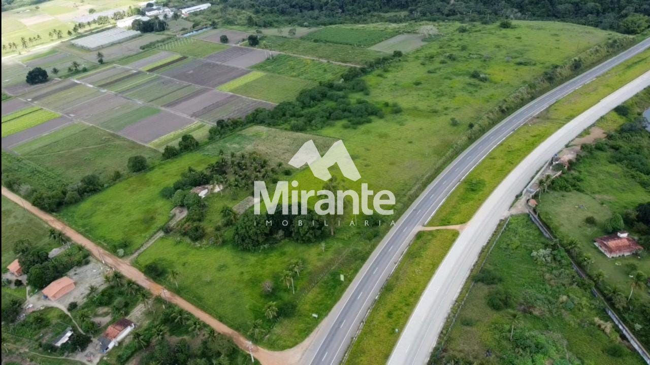 Lote / Terreno de Bairro Para Vender no bairro Barra do Jacuípe em Barra Do Jacuípe