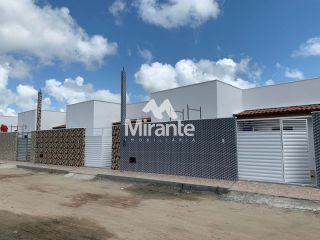 Casa Para Vender com 2 quartos sendo 1 suítes no bairro Barra do Jacuípe em Barra Do Jacuípe