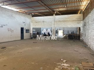 Lote / Terreno Comercial Para Vender no bairro Centro Industrial Subaé em Feira De Santana
